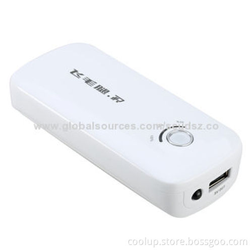 5,200mAh Small Size Charger for iPhone, 5V/1,000mAh Input, Sized 74.6x54.9x23.9mm